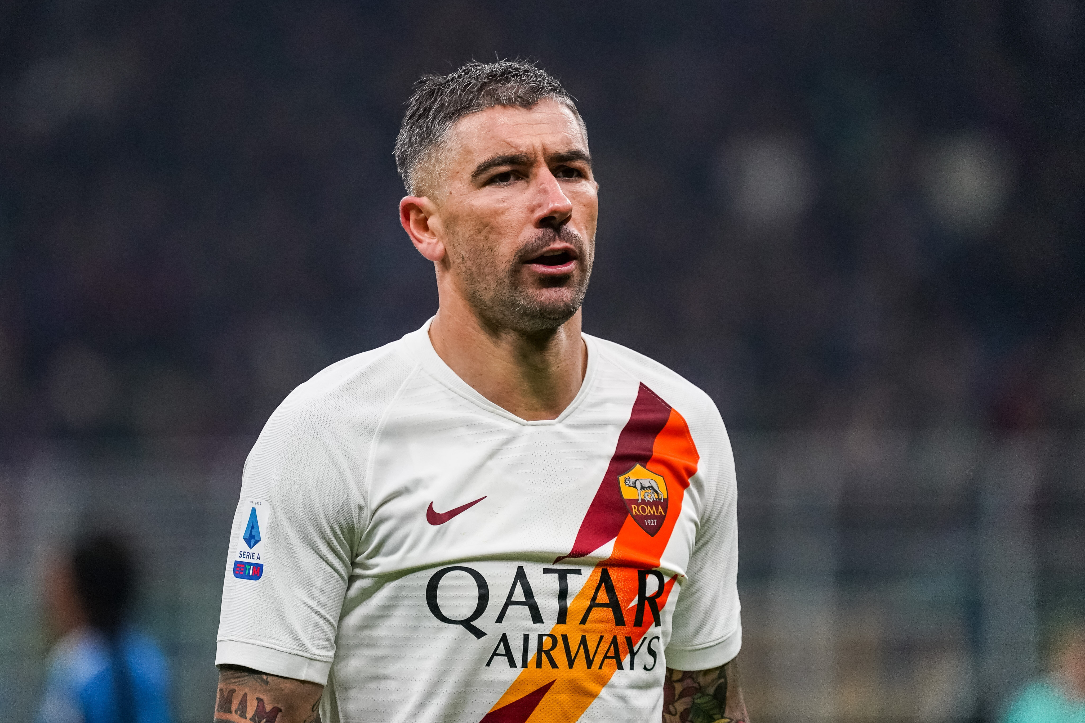 Kolarov annuncia l’addio al calcio: “Grato di aver realizzato il mio sogno”