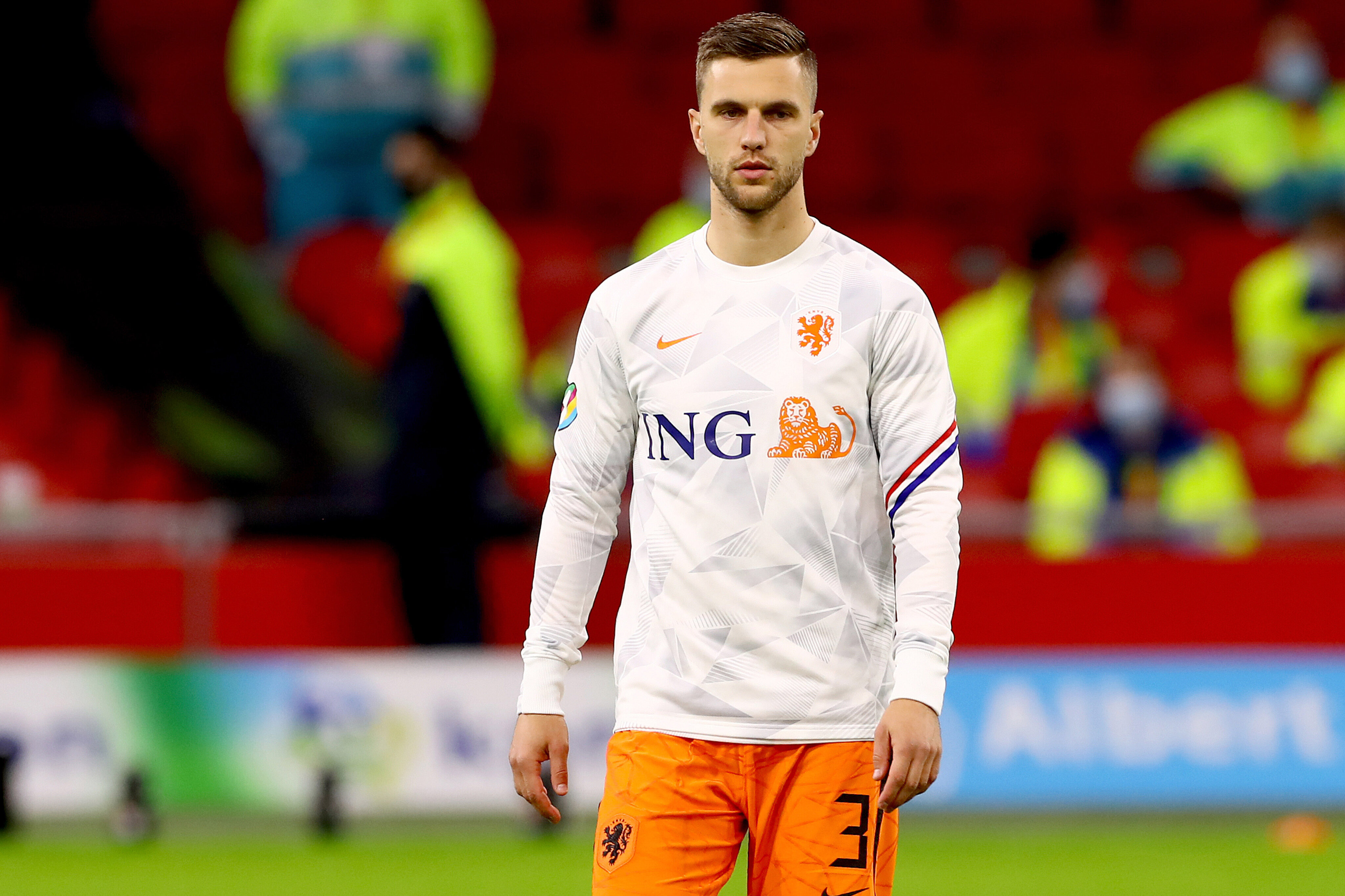 Calciomercato Roma, occhi su Veltman