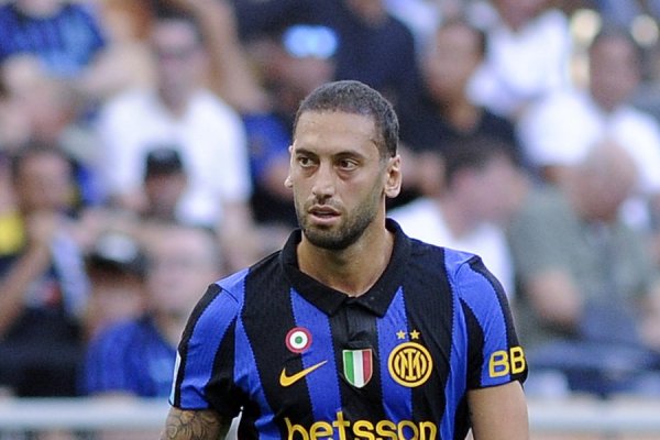 Inter, Hakan Calhanoglu verso il forfait contro la Roma